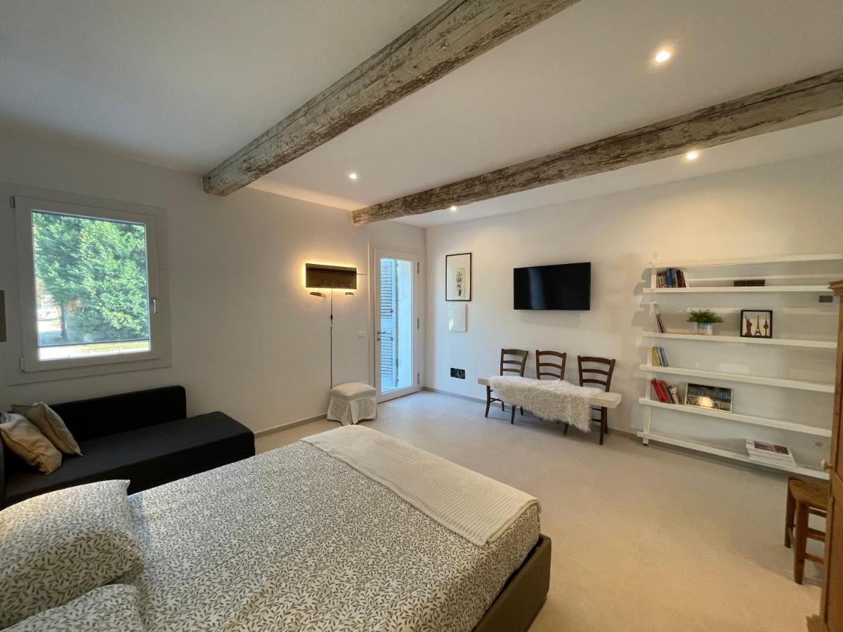 Due Di Tutto Apartment Ферара Екстериор снимка